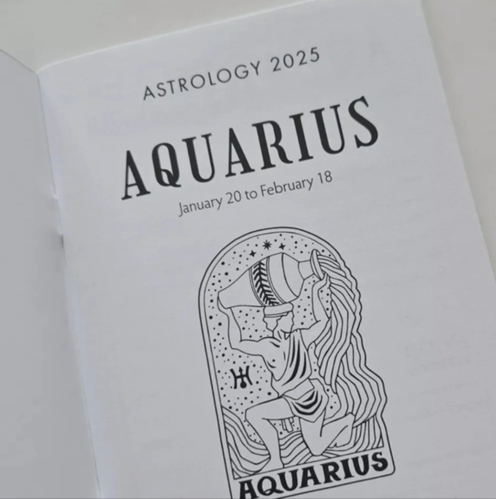 Astrology 2025‎ Aquarius Planners Horoscope Paperback Book Chantale Montepetit